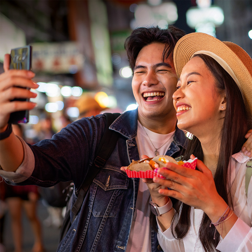Enjoy PHP6,000 eGCs with an HSBC Live+ Credit Card